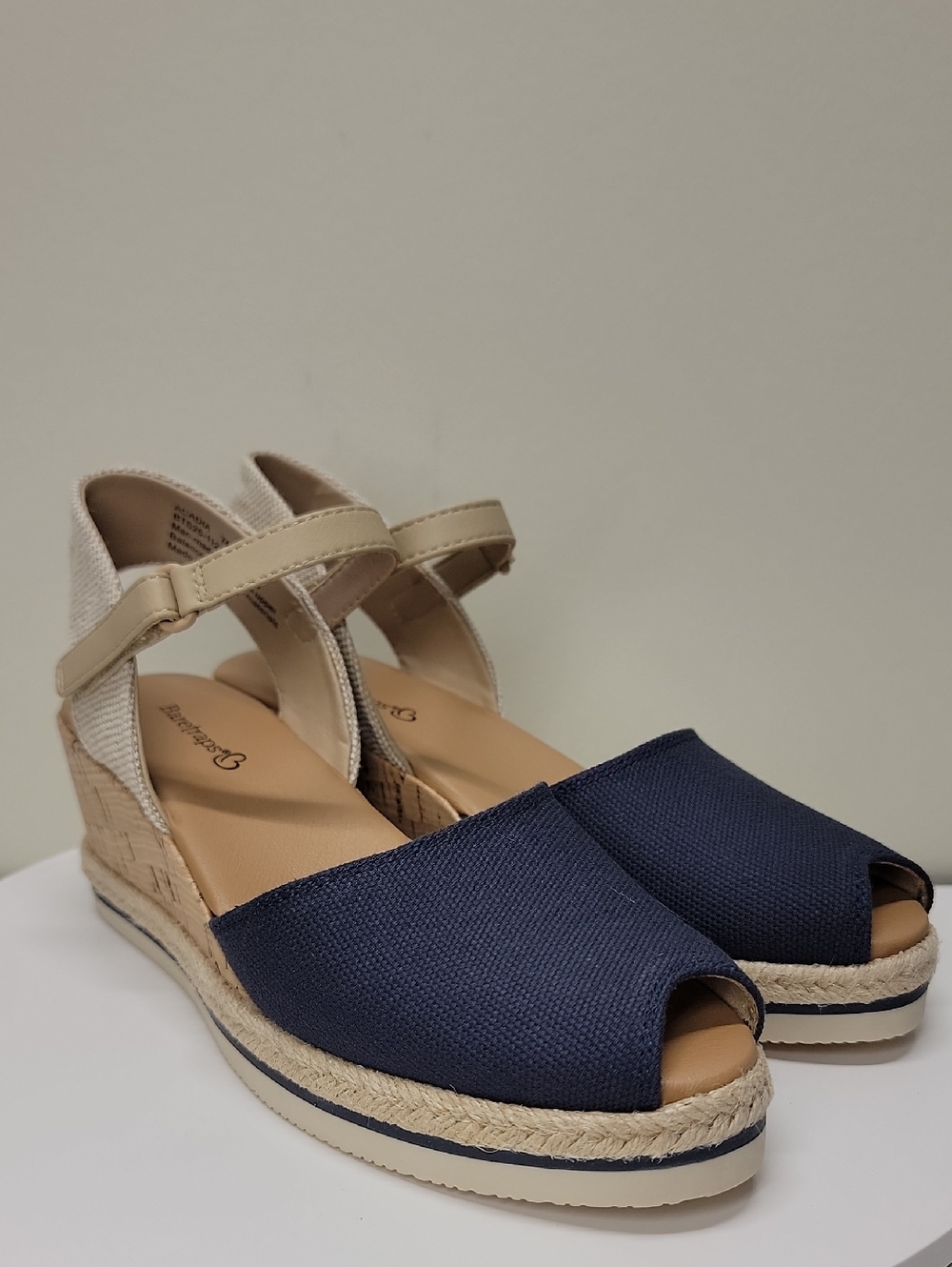 BARETRAPS-NEW IN BOX- Navy Canvas and Beige Cork Wedge Sandals - Picture 13 of 13